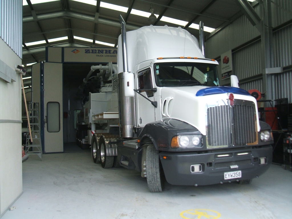 concrete_pump_truck__wansbough_camper_001.jpg